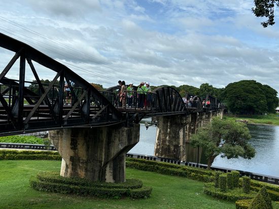 クウェー川鉄橋