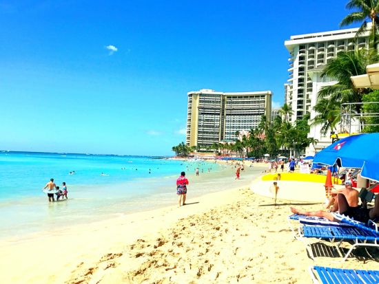 【空港送迎】ダニエル・K・イノウエ国際空港 ⇔ ワイキキまたはカハラ地区 ＜貸切／日本語ドライバー／1～10名＞