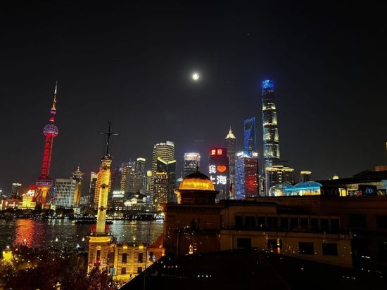 Bar The Fellas 事前予約サービス☆黄浦区のおしゃれルーフトップバーで上海ナイトを満喫＜上海＞