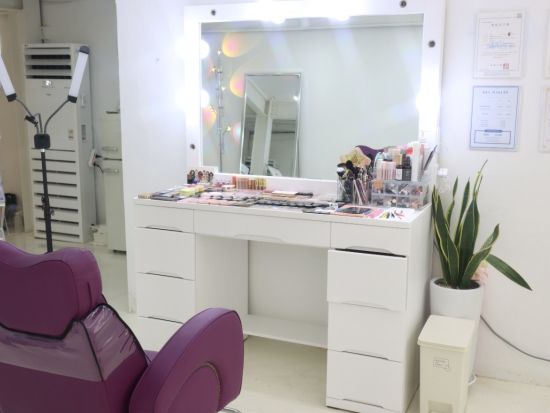 ホンデ ROA MAKEUP「ロアメイクアップ」プロのデザイナーが1対1で似合う韓国メイクアップをご提供！メンズメニューも有＜弘大入口駅7番出口約6分＞