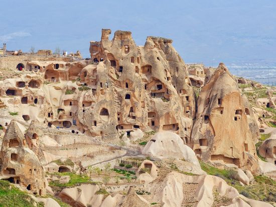 Europe_Turkey_Cappadocia_Uchisar_shutterstock_418371913