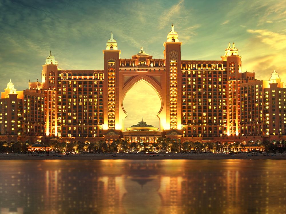 UAE_Dubai_Atlantis the palm_shutterstock_1046604691