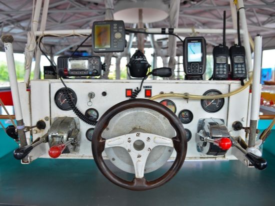 ポートディクソン発 サンセットクルーズ　空が染まる絶景パノラマ体験＆海上ソルトウォータージャグジーで癒やしの時間＜1.5時間＞