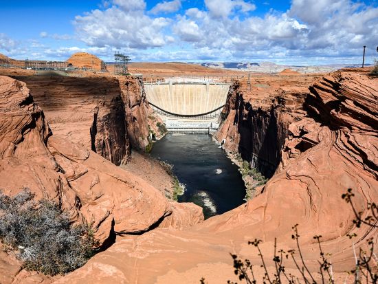 グランドサークル2泊3日周遊ツアー　バレーオブファイヤー＋ロウアーアンテロープ＋アーチーズ＋デッドホースポイントなどを満喫＜3～10月／昼食付き／日本語ガイド＞