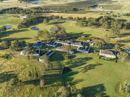 ハンターバレーワイナリー1日ツアー　厳選された2軒のワイナリー＋チョコレートカンパニーを訪問！地元の食材を使用したランチ付き＜日本語ガイド／シドニー発＞