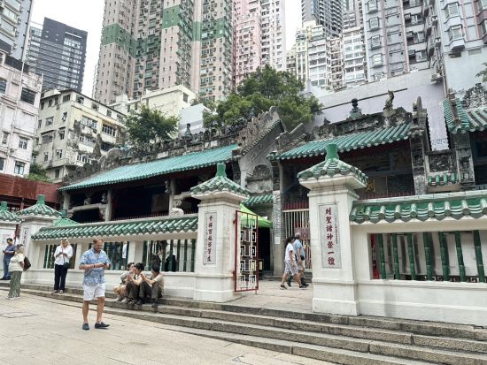 中環（セントラル）半日観光ツアー　ミッドレベル・エスカレーター周辺 or セントラル中心部を散策＜混載または貸切／英語ガイド＞