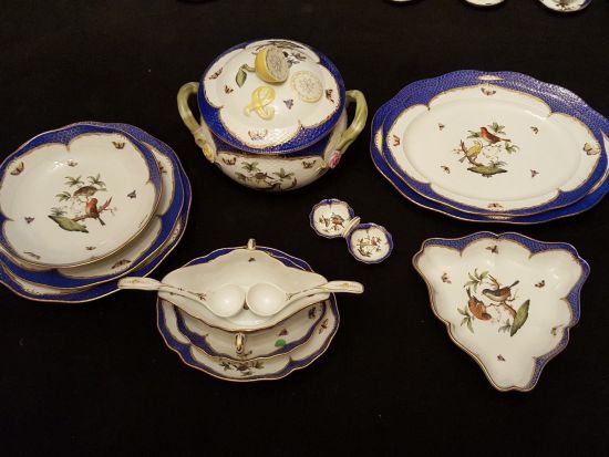 名陶ヘレンドの工房を訪ねる1日観光 ＜日本語／3～10月／昼食付き／ブダペスト発＞