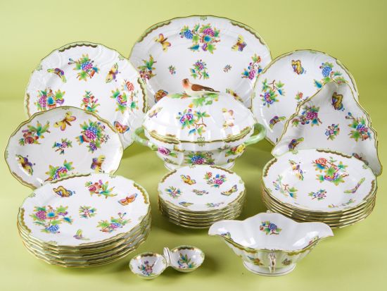 名陶ヘレンドの工房を訪ねる1日観光 ＜日本語／3～10月／昼食付き／ブダペスト発＞