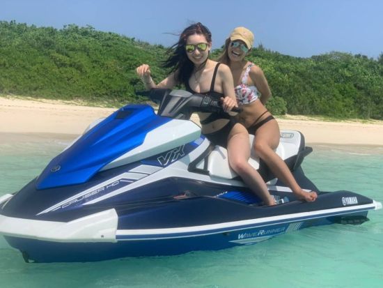 ジェットスキーツーリング ビーチから瀬底島または水納島へご案内 選べるサンセットプラン 手ぶらでOK＆映えスポット多数♪＜名護／免許不要＞
