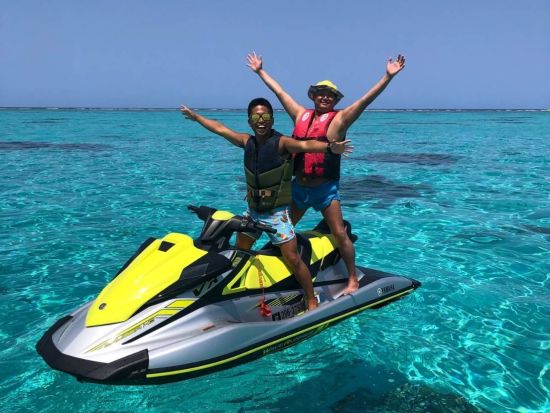 ジェットスキーツーリング ビーチから瀬底島または水納島へご案内 選べるサンセットプラン 手ぶらでOK＆映えスポット多数♪＜名護／免許不要＞