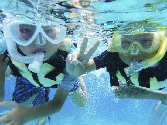 ビーチシュノーケリング体験　家族旅行にもおすすめ◎西海岸のサンゴ礁と熱帯魚を満喫＜1時間／5歳以上／名護＞