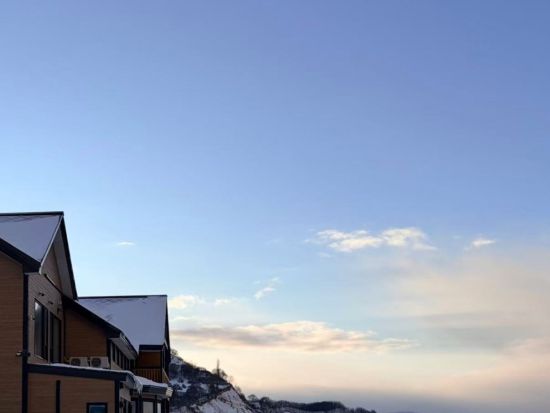 札幌市内発着　小樽スキー体験＆有名な映画の舞台小樽を満喫プラン　＜2月1日～3月22日　昼食付　スキーレンタル一式付＞