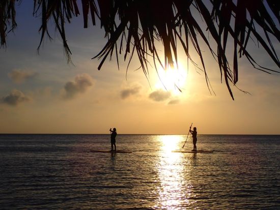 宮古島サンセットSUPツアー 夕日を眺めながらクルージング！ ツアー中の写真を無料プレゼント★＜初心者歓迎／6歳～／1時間半＞