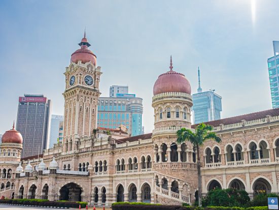 クアラルンプール市内1日観光ツアー！バトゥ洞窟＆王宮＆国立モスク＆ムルデカスクエア セントラルマーケットで昼食＜日本語ガイド＞