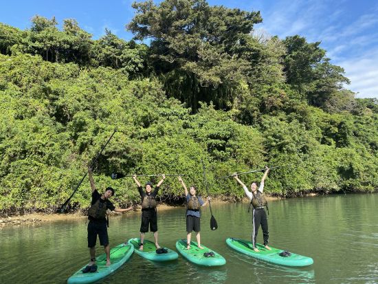 マングローブ リバーサップ　流れも緩やかな比謝川（ひじゃがわ）をサップで楽しむ！＜嘉手納・本島中部＞by イーズ