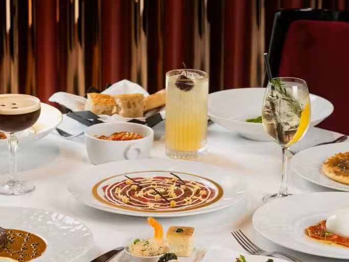 ジョエルロブションGrand Livre de Cuisine レストラン座席予約】ラトリエ・ドゥ・ジョエル・ロブション ( L