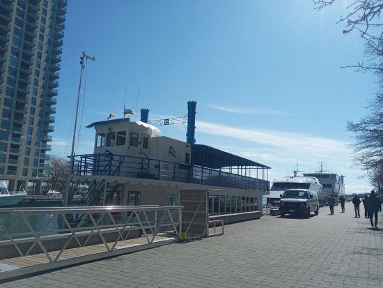 トロント半日市内観光ツアー　ユニオン駅周辺＋セントローレンスマーケットを巡る＜3時間／混載／日本語ガイド＞