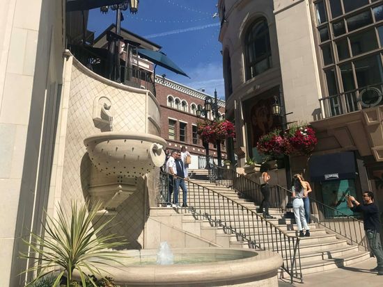 Beverly Hills2