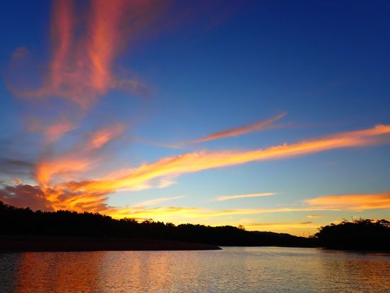 サンライズSUP体験 石垣島の海上で迎える特別な朝＜写真データ無料／石垣島／2時間＞