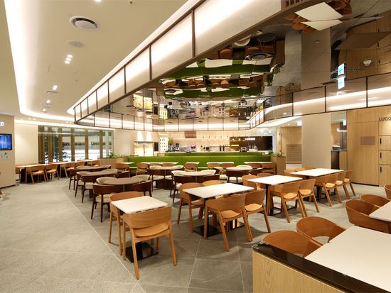 https___content.theloungemembers.com_content_bbs_file_lounge_27637