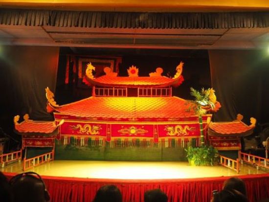 〈夜の定番プラン！セット割！〉 水上人形劇鑑賞とディナークルーズ