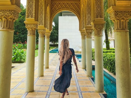 クアラルンプール郊外半日観光ツアー　バトゥ洞窟＆ピンクモスク＆モロッコパビリオン　プトラジャヤ湖クルーズ付き＜午前発／日本語ガイド／セントラルマーケット解散＞