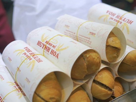 ホーチミン 乗り継ぎ観光トランジットツアー　空港発着で市内観光＆名物バインミーを満喫！ ＜5時間貸切／日本語ガイド／タンソニャット国際空港発着＞