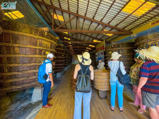 フーコック島南部満喫ツアー　真珠・胡椒・魚醤工場見学＋サオビーチ＋サンセットタウン散策＜1日／英語ガイド／昼食付き＞