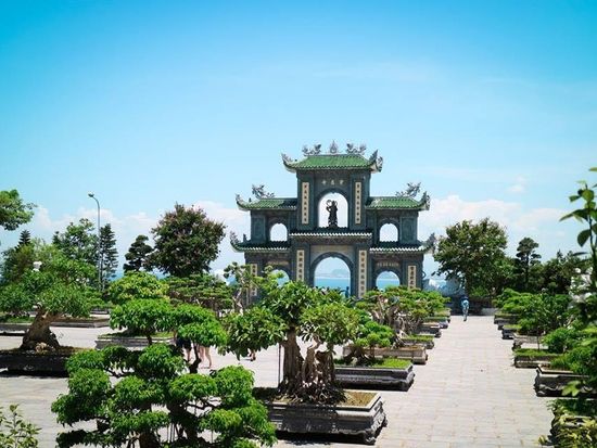 chua-linh-ung-ban-dao-son-tra-nhuminhplaza4