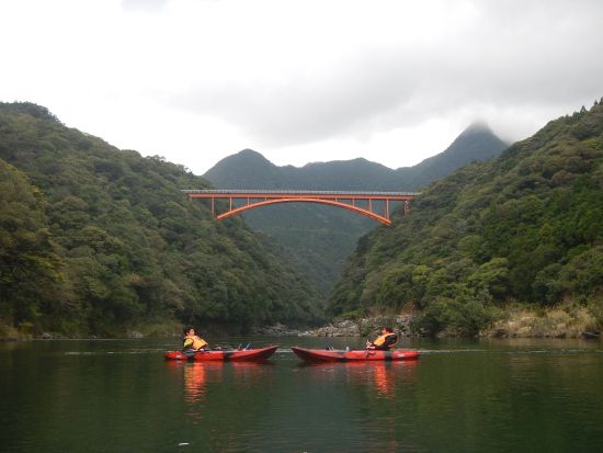安房川リバーカヤック＆ヤクスギランドトレッキング 屋久島公認ガイドきまたガイドがご案内 <宮之浦～安房～尾之間送迎可能／1名参加可能＞ by 屋久島らんぶりん