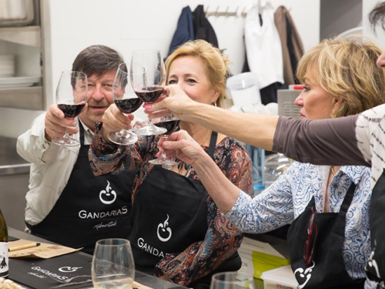 美食の街サン・セバスチャンでバスク料理教室 ＜約3時間／英語ガイド／サンセバスチャン＞