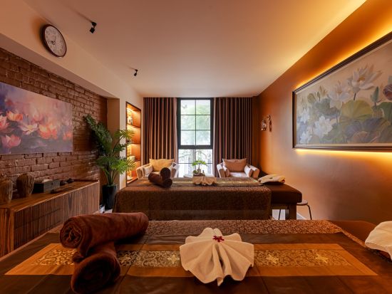 ラ・フローラスパ＆ネイル「La Flora Spa & Nails」　心身のケアを目指すホリスティック・スパパッケージ＜当日予約OK／ホアンキエム＞