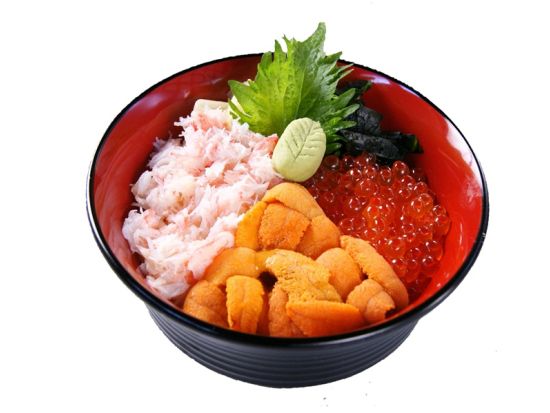 北海道の海鮮を食べよう！札幌市中央卸売市場場外市場へ！ヤン衆料理「北の漁場」海鮮丼プラン+5％割引券付き＜朝食or昼食／無料送迎／札幌＞