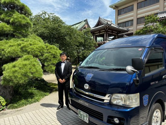 【英語アシスタント同乗】博多港・福岡市内発着ハイヤーチャーター(ハイエース) ＜3～7時間／定員8人＞