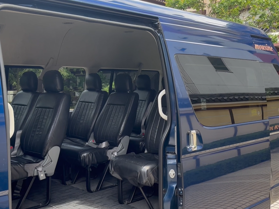 【英語アシスタント同乗】博多港・福岡市内発着ハイヤーチャーター(ハイエース) ＜3～7時間／定員8人＞の写真3