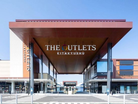 【4～5月限定】福岡発日帰り北九州バスツアー　CNN「日本で最も美しい場所31選」に選出された『河内藤園』＆小倉城＆THE OUTLETS KITAKYUSHU