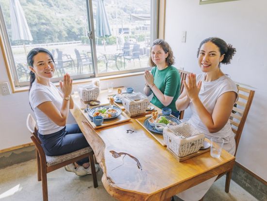 長崎市内発着 貸切観光タクシー 外海 隠れキリシタンの里とかんころ餅作り体験 ＜昼食付／約6時間／1～8名＞ by ラッキータクシー