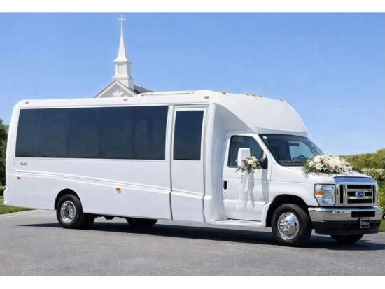 ハワイ挙式　ホテル⇔教会間の往復送迎サービス＜貸切／1～23名＞ by ABC Transportation