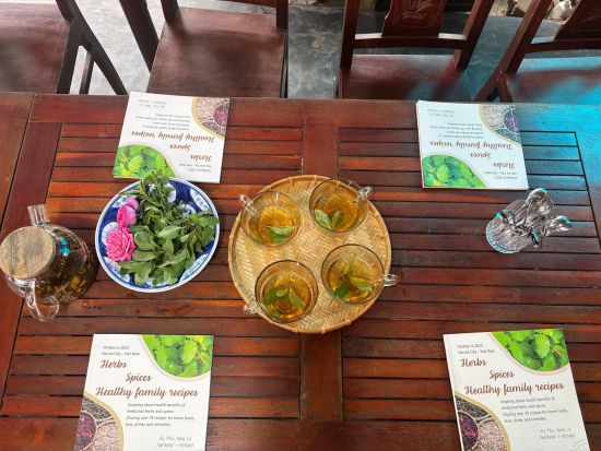 ホイアン癒しと伝統文化体験1日ツアー ～オーガニックハーブティー体験＆ランタン体験～//日本語ガイド//ダナン市内のラウンジ利用可能