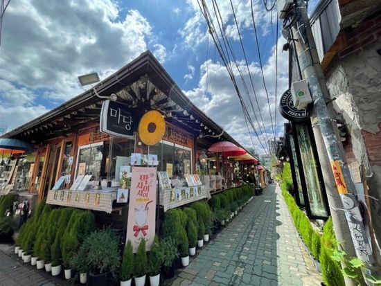 200014625_base_176895767926711