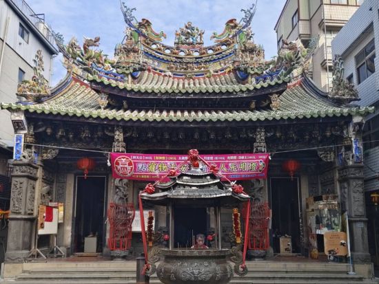 【期間限定】台湾ランタンフェスティバルツアー　嘉義公園＆嘉義城隍廟の観光付き＜2026年3月3日～15日／日本語ガイド／台北または嘉義発着＞