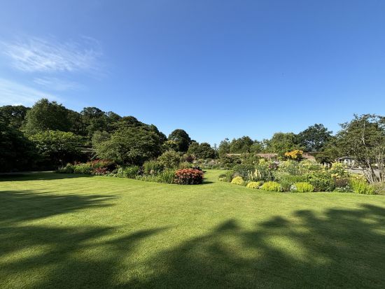 ウィンダミア発：湖水地方観光ツアー　名所巡りと英国文化体験 ＜日本語または英語ガイド／コッツウォルズ日帰り観光付きプランもあり＞