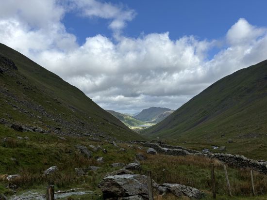 ウィンダミア発：湖水地方観光ツアー　名所巡りと英国文化体験 ＜日本語または英語ガイド／コッツウォルズ日帰り観光付きプランもあり＞