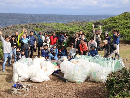 伊江島ビーチクリーン、2024年12月