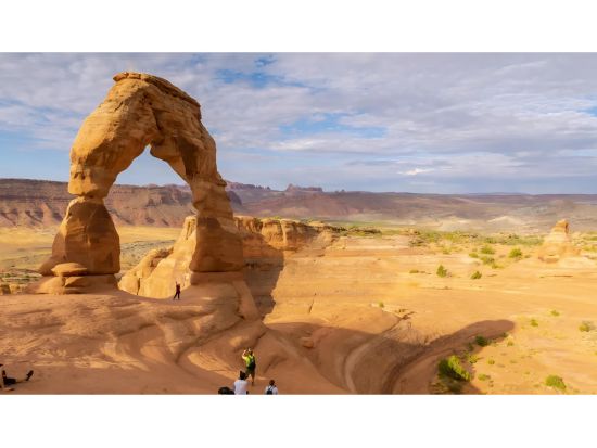 アメリカ西部10泊11日　グランドキャニオン＆アンテロープ＆セドナ＆モニュメントバレー＆デスバレー＆ヨセミテなど＜ホテル泊／7～9月／英語ガイド＞