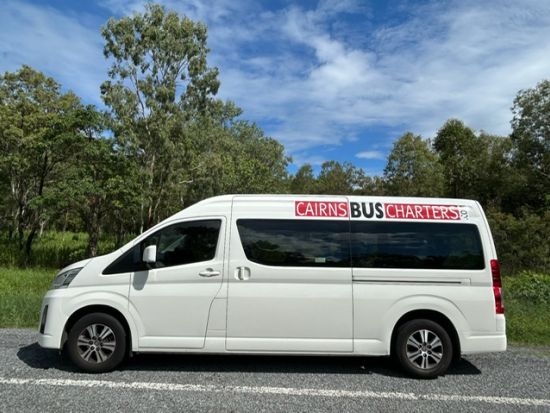 【日本語ドライバーガイド貸切】観光、ショッピング、お食事など自由に楽しめる、日本語チャータープラン ＜1～20名／4～10時間／空港送迎可能＞