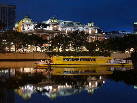 【プレミアムナイト】落語家と行く！なにわ探検クルーズ  ベイエリアと中之島の夜景を満喫＜乗合便／大阪市＞の写真2