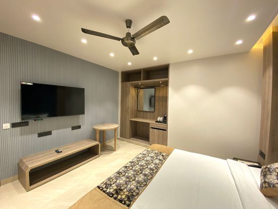 Wonder Executive Room 2