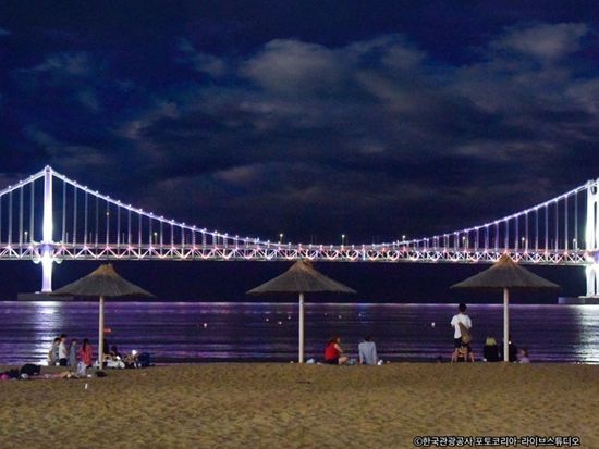 200014631_base_17690603172172