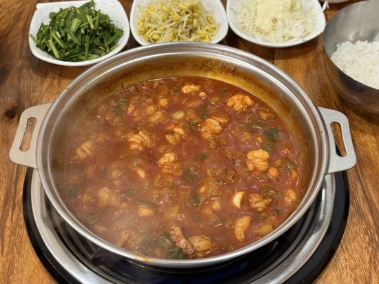 釜山夜景ツアー　BUSAN X the SKY入場＆民楽ザマーケット散策＆広安大橋夜景観賞 ＜ナッコプセ夕食／日本語ガイド＞